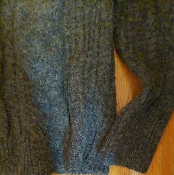 Faherty Frost Cable Stitch Turtleneck Sweater XS Charcoal Gray - Picture 6 of 15